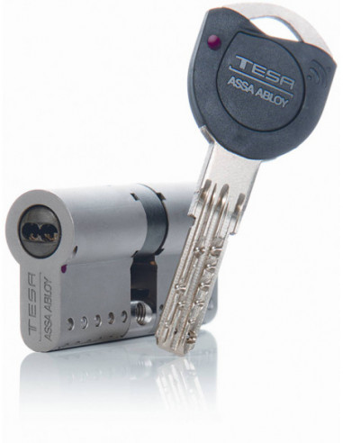 BOMBILLO ALTA SEG LATON TK100